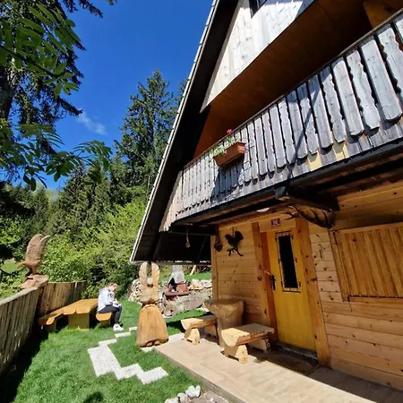 Chalet Oto's *